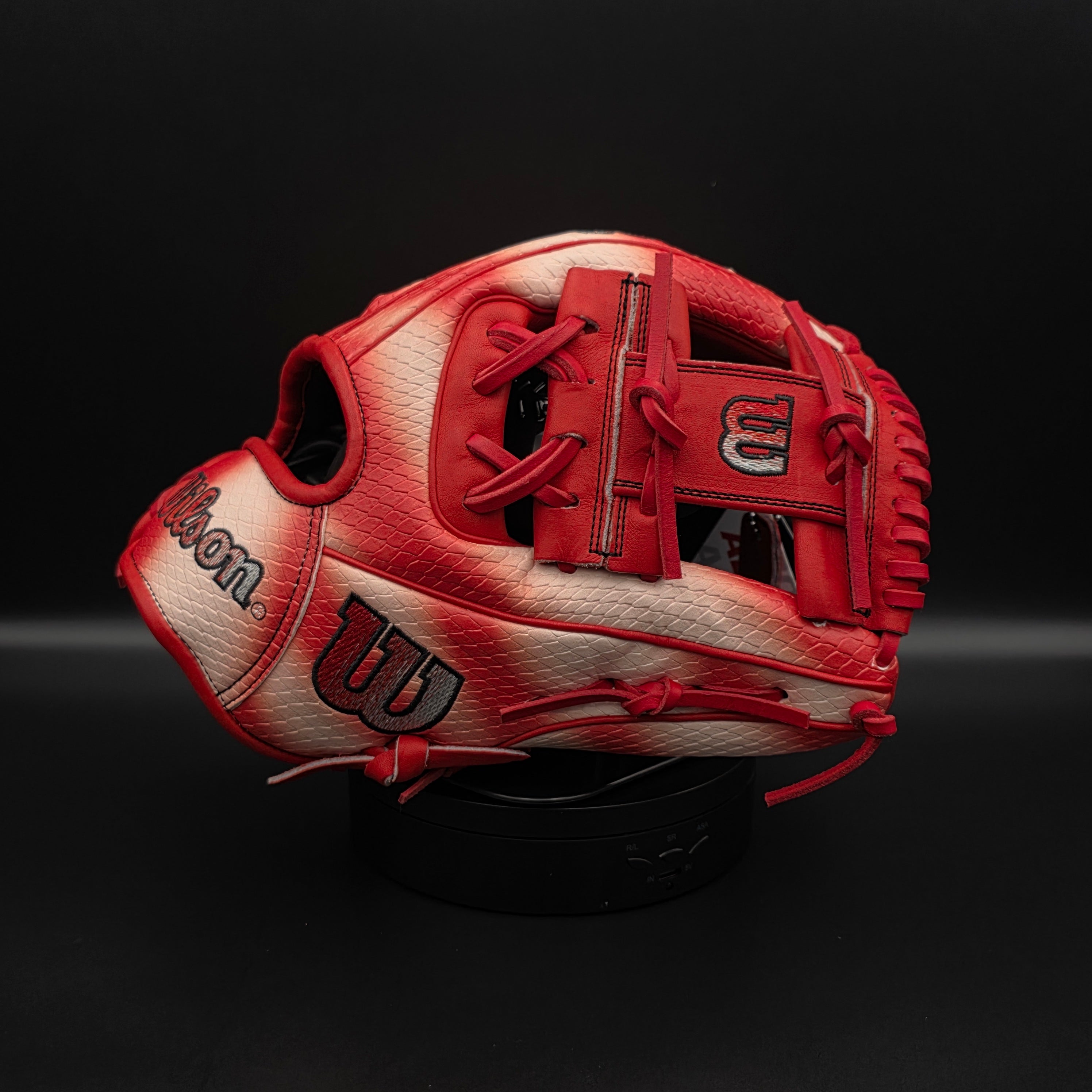 2026 Wilson A2000 ZN8 GM Zach Neto's game spec model