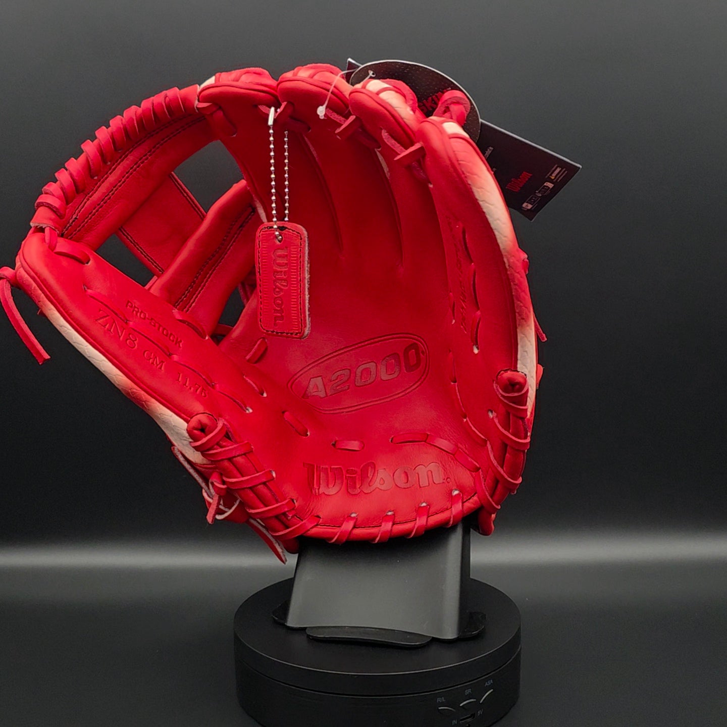 2026 Wilson A2000 ZN8 GM Zach Neto's game spec model