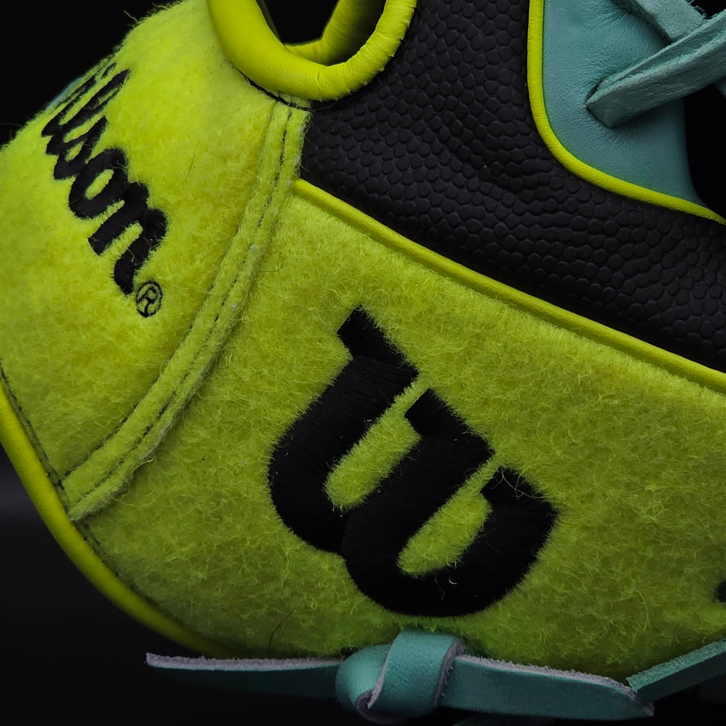 Wilson A2000 1786SS 11.5" Tennis