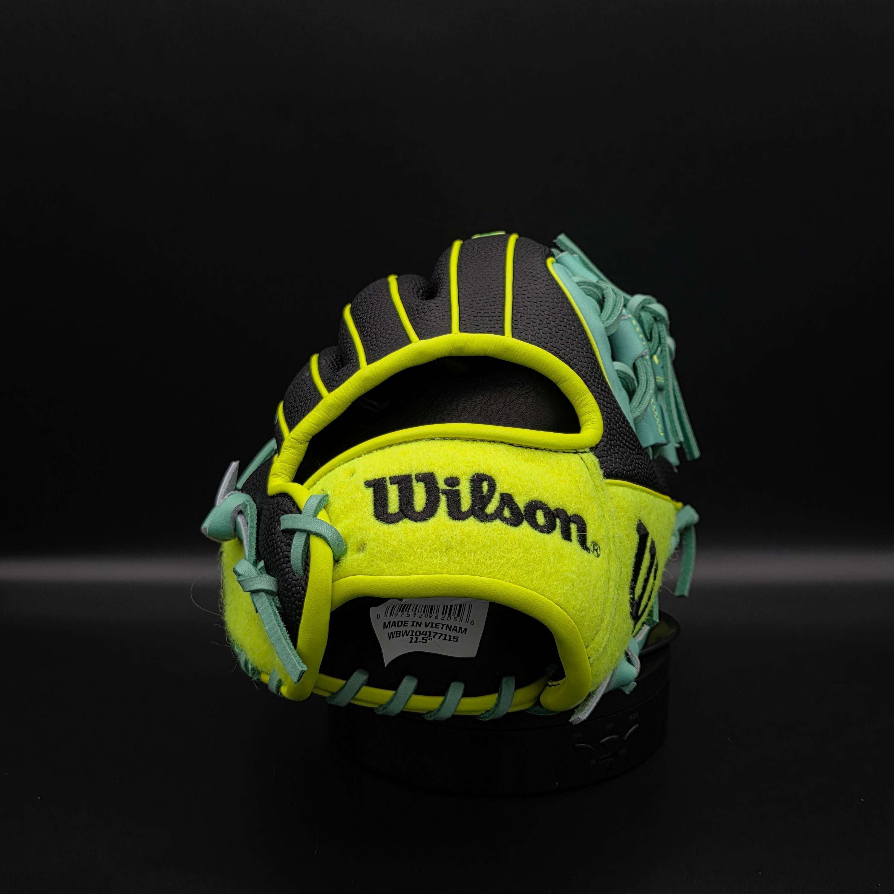 Wilson A2000 1786SS 11.5" Tennis