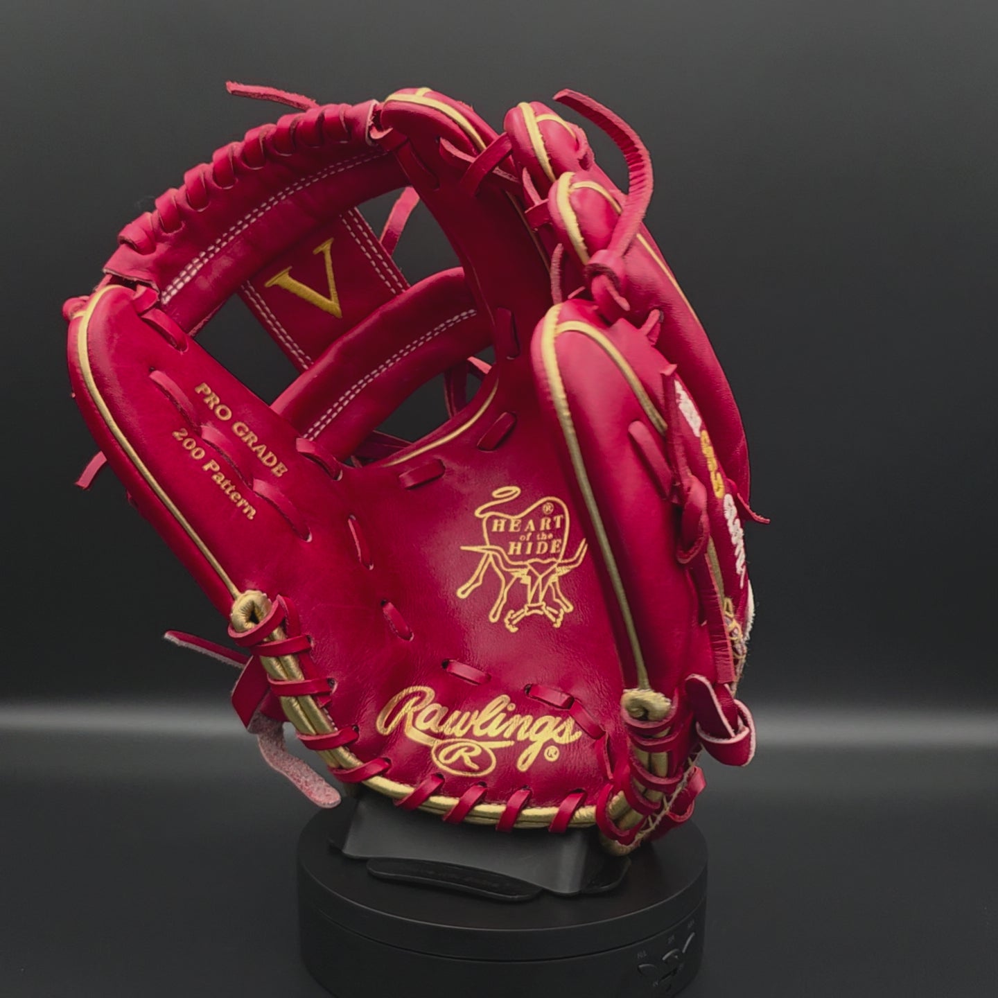 ***LIMITED EDITION***2021 Rawlings Gold Glove Club June release the Goldy V