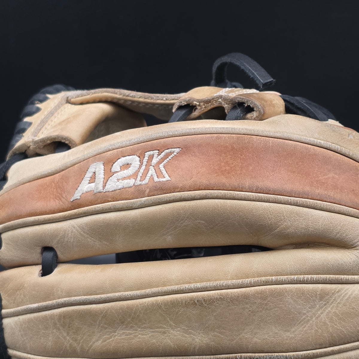 PRE-OWNED Wilson A2K 1786