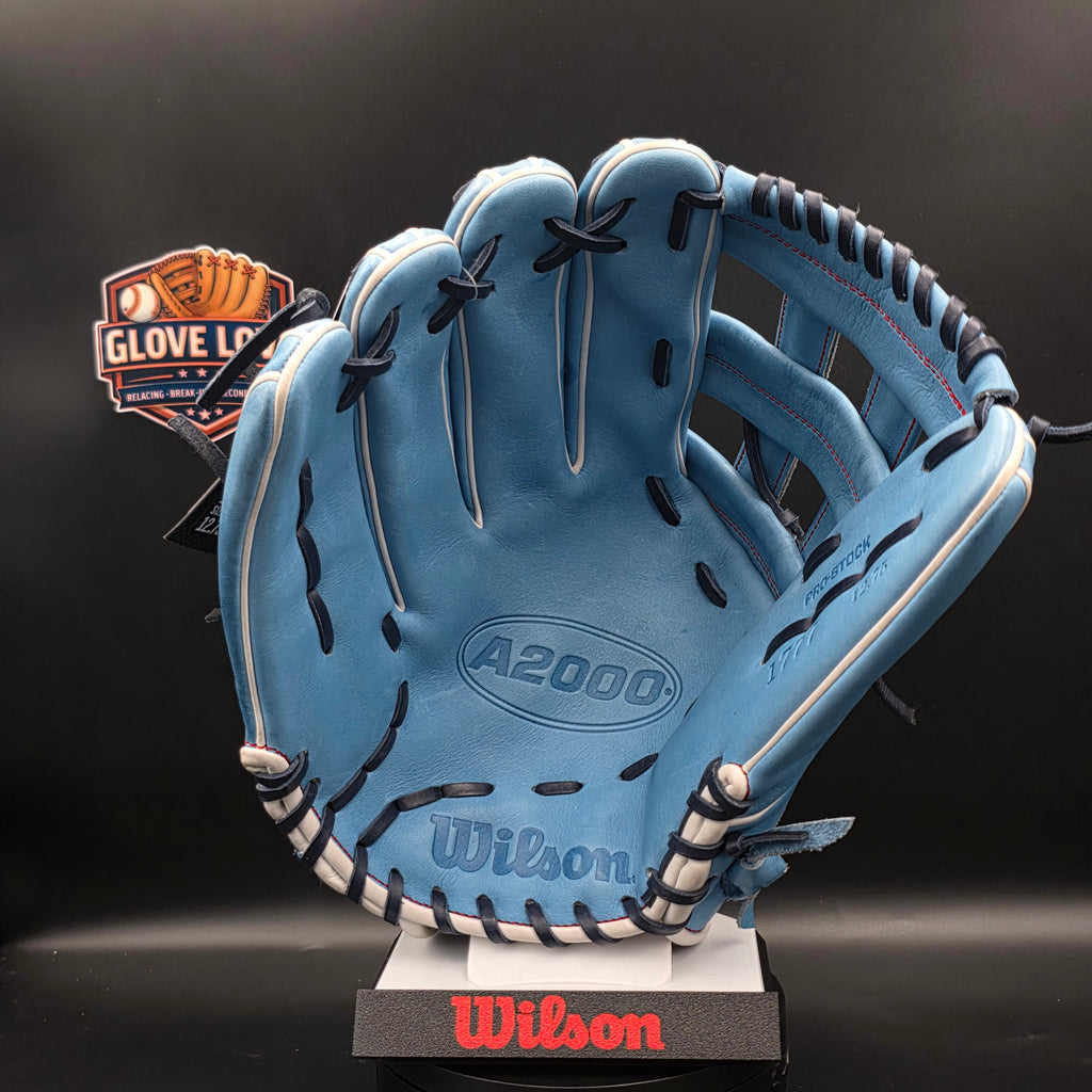 Wilson A2000 1777 Baseball Glove 12.75"