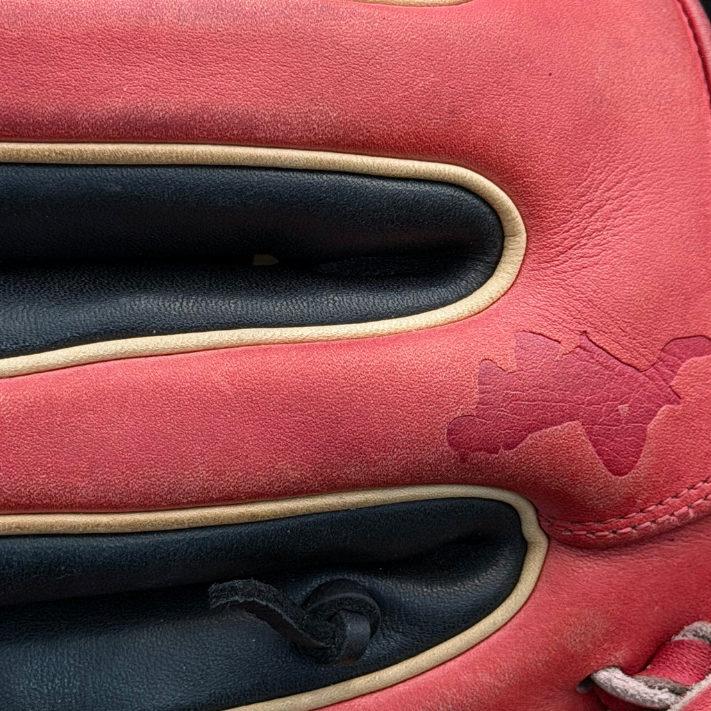 Wilson A2K Baseball Gloves Datdude Gm Brandon Phillips game spec and Datdude September 2015 GOTM pre-owned set!