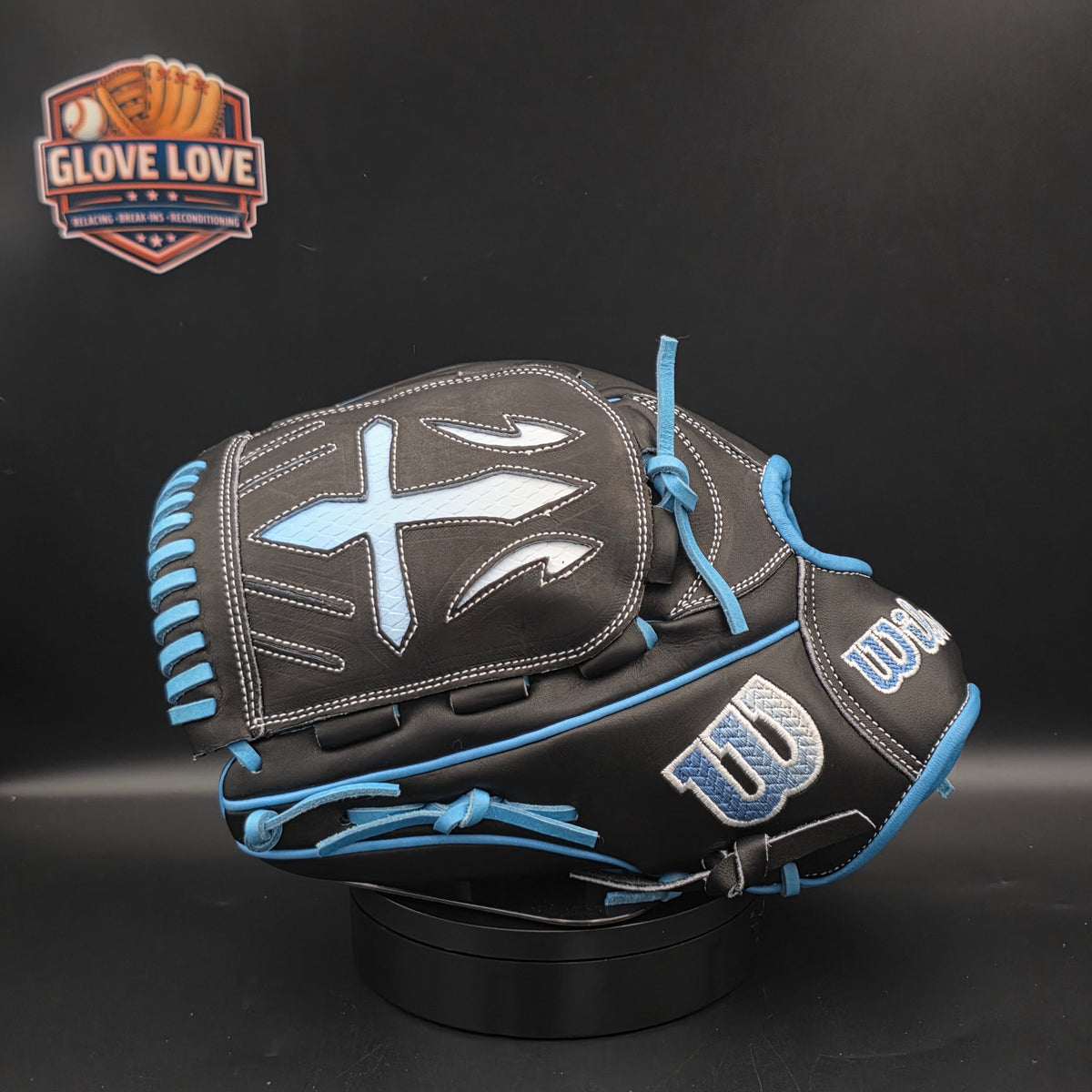 Wilson A2000 B23 12"  LHT Pitchers Glove