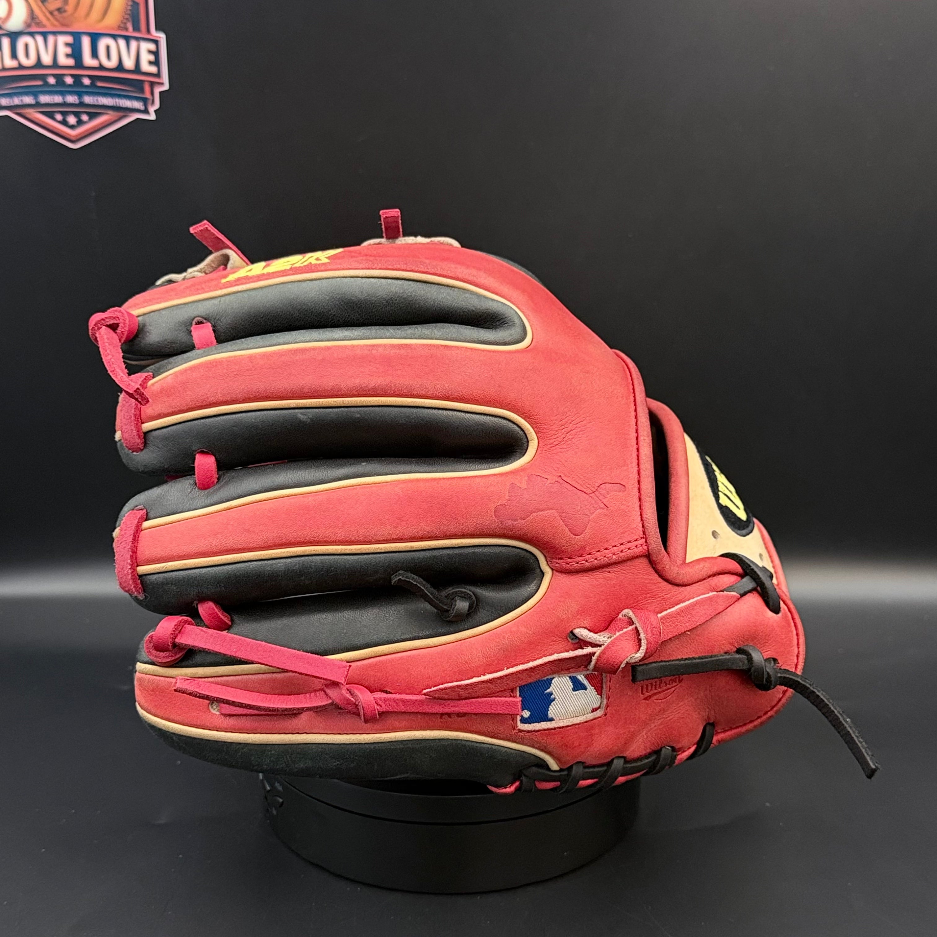 Wilson A2K Baseball Gloves Datdude Gm Brandon Phillips game spec and Datdude September 2015 GOTM pre-owned set!