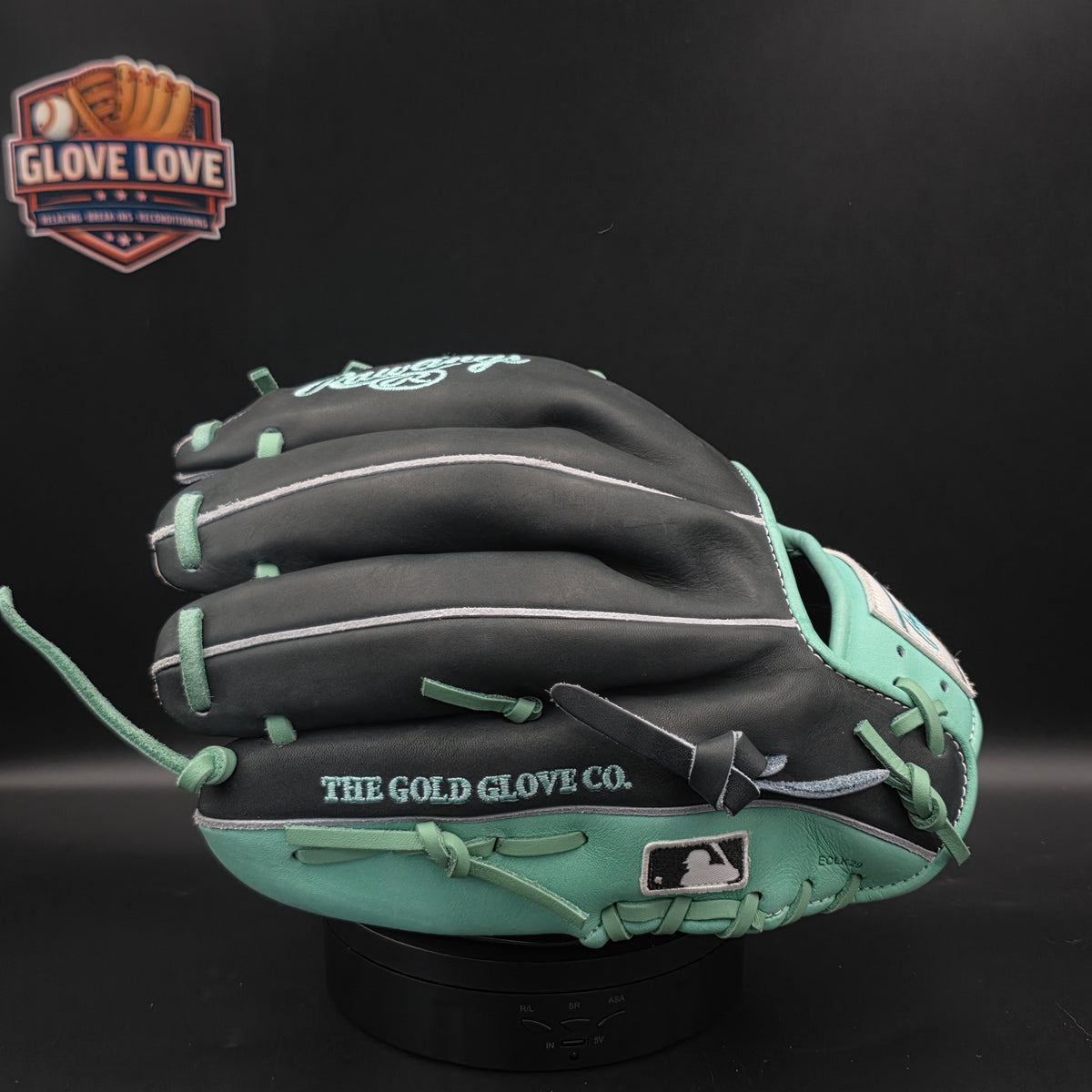 Rawlings Heart of the Hide 11.5 RHT PROR204-2NM Baseball Glove