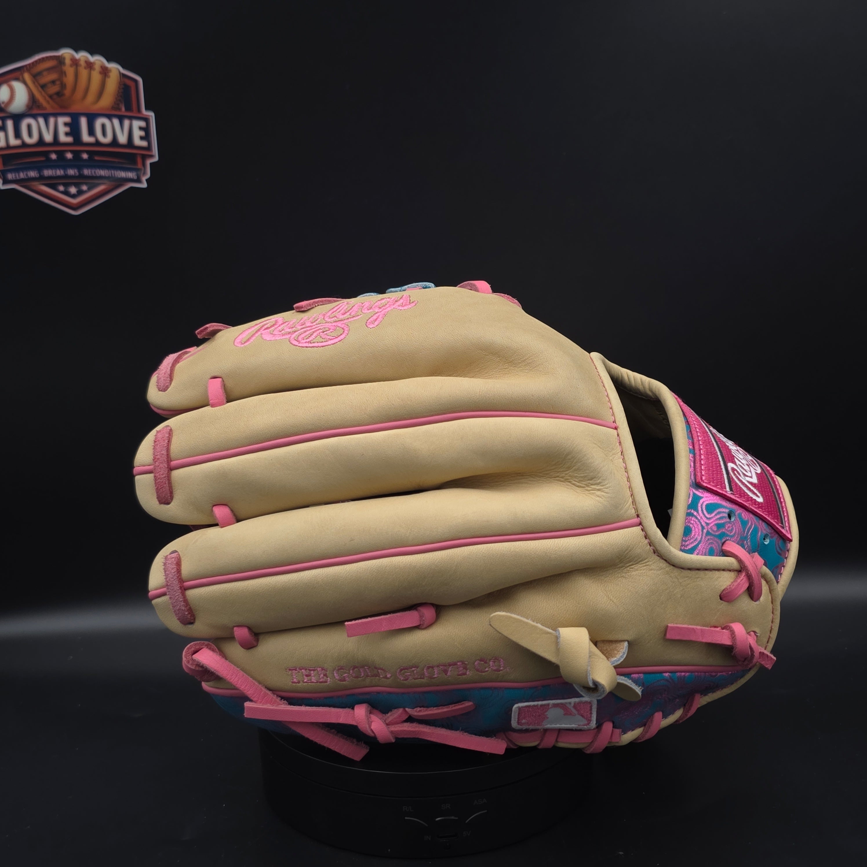 Rawlings Exclusive Heart of the Hide 11.5" Baseball Glove PRO204-2CTP