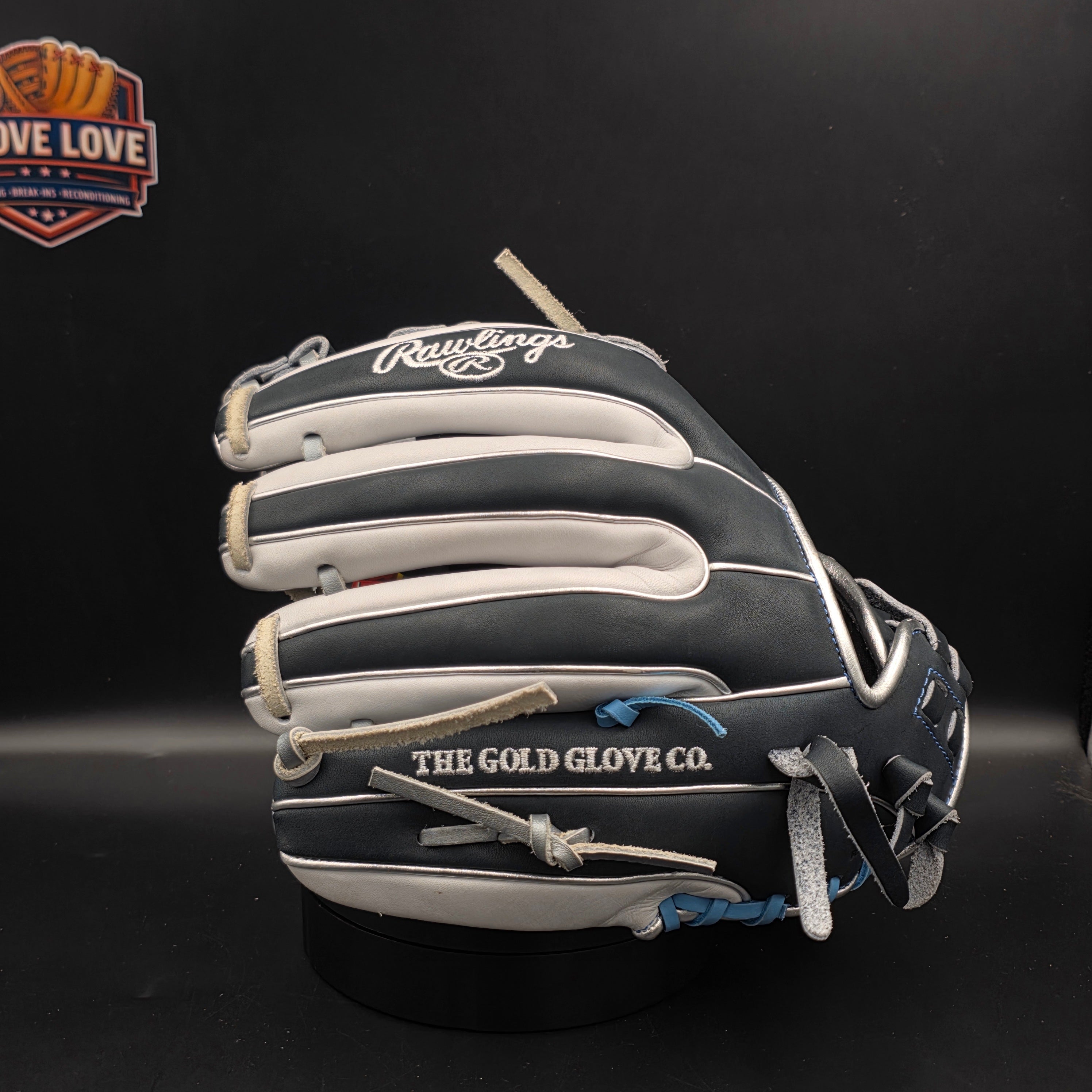 Rawlings Heart of the Hide 11.75 Softball Glove